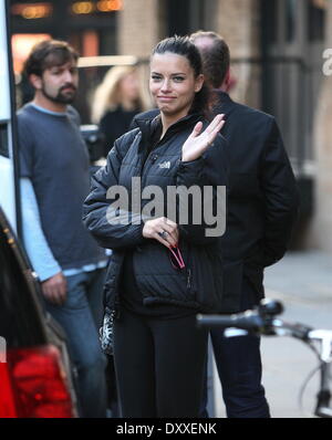 Victoria's Secret Angel Adriana Lima visto lasciare la SoHo House nel Quartiere Meatpacking obbligatorio di credito: WENN.com dotate: Victoria's Secret Angel Adriana Lima dove: New York City Stati Uniti quando: 04 Dic 2012 Foto Stock