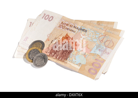 Le banconote e le monete in euro. Denaro marocchino isolato su bianco Foto Stock