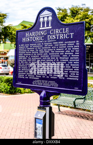 Istruzione storico striscione alla St. Armands Circle Island, Sarasota FL Foto Stock