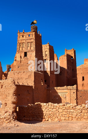 Il Kasbah Glaoui di Tamedaght nel Ounilla Valley ai piedi delle colline di altas montagna, Tamedaght, Marocco Foto Stock