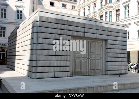 Rachel Whiteread Memoriale dell Olocausto intitolato Nameless biblioteca ed eretto nel 2000 nella Juden Platz Vienna Foto Stock