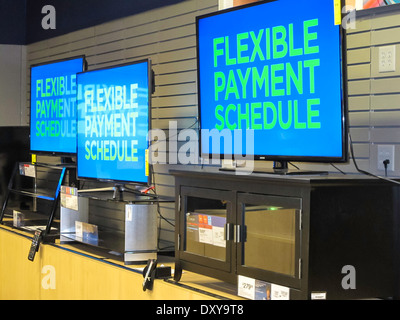 Ampio schermo TV (Telly, Tellies) per la vendita, Sears Store, Tampa, FL, Stati Uniti d'America Foto Stock