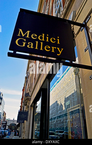 La galleria dei Medici su Cork Street, Mayfair, London, England, Regno Unito Foto Stock