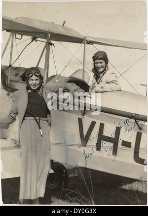 Jocelyn Howarth e Nancy Bird, ca. 1930-33 / dal fotografo sconosciuto Foto Stock