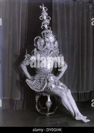 Harry Furniss, (che ha lavorato in Australia come Paul Furniss), attore, regista, autore, cantante e ballerino, ca. 1927-1939 / fotografo sconosciuto Foto Stock