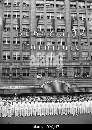 Bebarfald's edificio, George St, Sydney (navale display esterno), 11 Febbraio 1941 Foto Stock