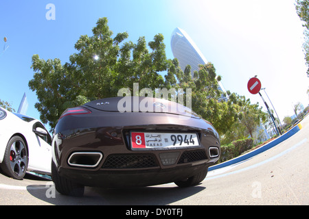 Abu Dhabi, città, strade, Emirati Arabi Uniti Foto Stock