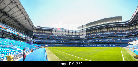 Estadio Santiago Bernabeu, è un tutti i posti allo stadio di calcio a Madrid, Spagna Foto Stock