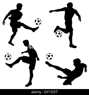 Set di sagome di giocatori di calcio in pose diverse con la sfera, isolato su sfondo bianco Foto Stock