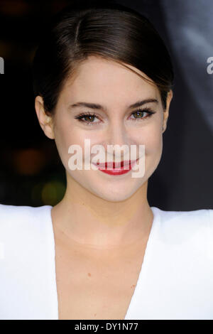 Actrice americano Shailene Woodley assiste per la premiere del film 'Divergent' presso il Sony Center movie theater di Berlino. Il 1 aprile 2014./picture alliance Foto Stock