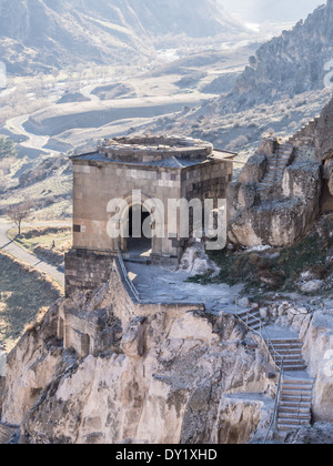 Grotta di Vardzia city-monastero in Georgia, nel Caucaso. Foto Stock