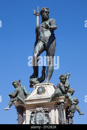 Bologna - Fontana di Nettuno o la fontana di Nettuno in Piazza Maggiore Foto Stock