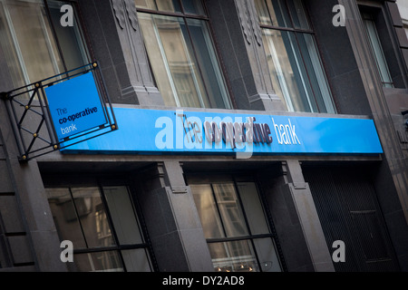 Il Co-operateive bank è raffigurato a Londra. Foto Stock