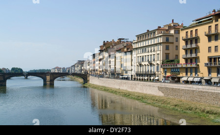 Sunny illuminata vista panoramica di Firenze in Toscana (Italia). Foto Stock