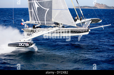 Foto aerea riprese di l'Hydroptere DCNS, Alain Thebault e il suo equipaggio (Yves Parlier, Jean Le Cam, Jacques Vincent, Luc Alphand) Foto Stock