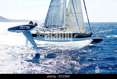 Foto aerea riprese di l'Hydroptere DCNS, Alain Thebault e il suo equipaggio (Yves Parlier, Jean Le Cam, Jacques Vincent, Luc Alphand) Foto Stock