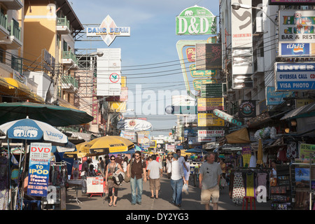 Bangkok, Thailandia, Sud-est asiatico. Khao San Road Foto Stock