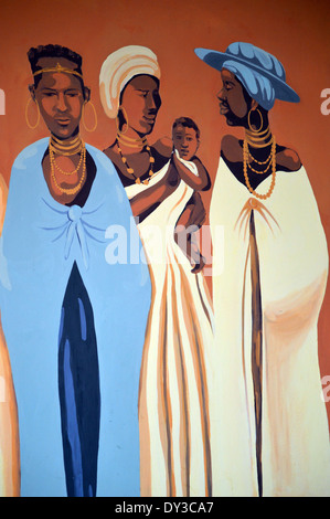 Arte Africana, Paint of a Group of African Woman in Traditional Dress on Display nel Corridor Hotel a Riu Touareg Isole Capo Verde Foto Stock