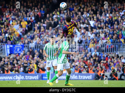 Barcellona, Spagna. 5 apr, 2014. Dani Alves nella partita tra FC Barcelona e Betis per la settimana 32 del campionato spagnolo, giocato al Camp Nou il 5 aprile, 2014. Foto: Joan Valls/Urbanandsport/Nurphoto. © Joan Valls/NurPhoto/ZUMAPRESS.com/Alamy Live News Foto Stock