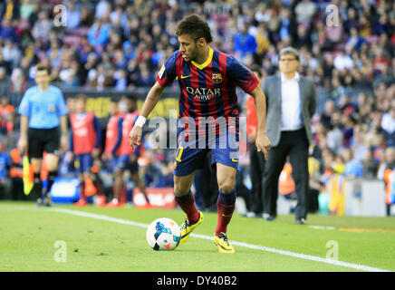 Barcellona, Spagna. 5 apr, 2014. Neymar Jr nel match tra FC Barcelona e Betis per la settimana 32 del campionato spagnolo, giocato al Camp Nou il 5 aprile, 2014. Foto: Joan Valls/Urbanandsport/Nurphoto. Credito: Joan Valls/NurPhoto/ZUMAPRESS.com/Alamy Live News Foto Stock