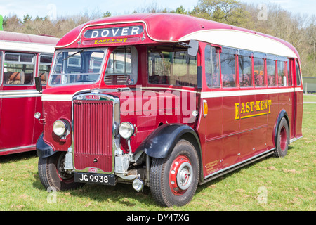 Vintage Bus alla visualizzazione di veicoli del patrimonio Foto Stock