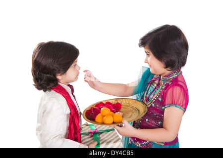 Indian Kids Festival Bhaiduj Foto Stock