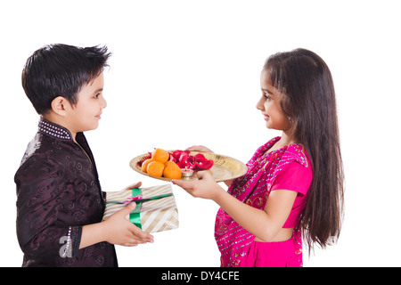 Indian Kids Festival Bhaiduj Foto Stock