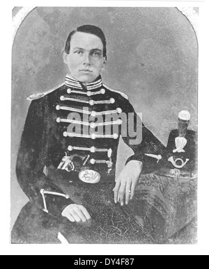 Una giornata impegnativa a Brookhaven, Mississippi, che cattura l'atmosfera vivace della città e le attività locali. Le persone vengono viste svolgere le loro attività quotidiane in una piccola città. Foto Stock