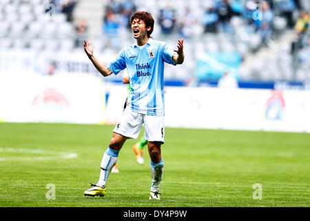 Monaco di Baviera, Germania. 6 apr, 2014. Yuya Osako (1860 Munchen) Calcio/Calcetto : Seconda Bundesliga match tra TSV 1860 Monaco 0-3 Karlsruher SC a stadio Allianz Arena di Monaco di Baviera, Germania. Credito: D .Nakashima/AFLO/Alamy Live News Foto Stock