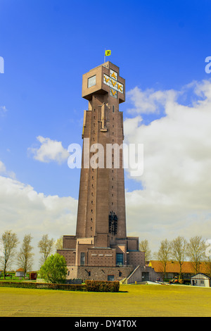 Torre Yzer in Diksmuide Belgio Fiandre più grande croce guerra Foto Stock