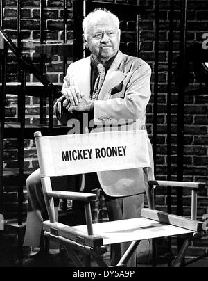 FILE PIX: premiato attore e leggenda di Hollywood Mickey Rooney è morto oggi per cause naturali nella sua casa di Hollywood circondato da famiglia, era 93. Rooney è apparso in più di 300 film e programmi TV, solo 17 mesi quando egli per primo ha preso la fase nel suo genitori atto vaudeville. La sua carriera di nove decenni. Nella foto: Data sconosciuta - Mickey Rooney. (Credito Immagine: © Globo foto/ZUMAPRESS.com) Foto Stock