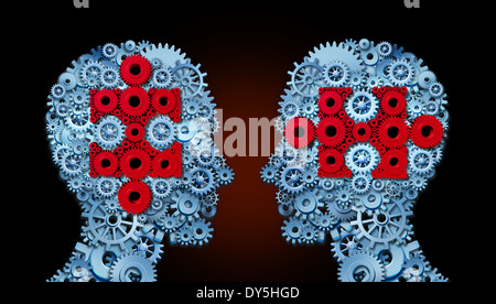 Il team di conoscenze nozione come un gruppo di persone fatte di collegati gli ingranaggi e ruote dentate con il puzzle pezzi dentro le loro teste come una metafora per la realizzazione di un collegamento di insegnare e di condurre in partnership. Foto Stock