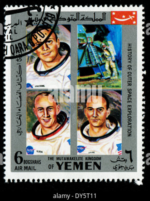 YEMEN - Circa ottanta: un timbro stampato da Yemen mostra cosmonauti, circa ottanta Foto Stock
