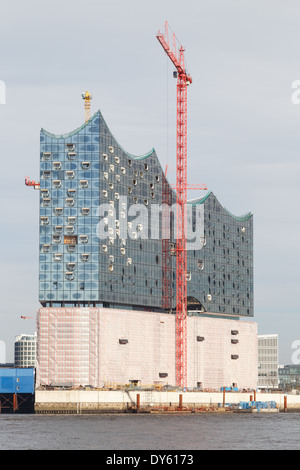 Landmark Elbphilharmonie (Elbe Philharmonic Hall) in costruzione ad Amburgo, in Germania il 20 marzo 2014. Foto Stock