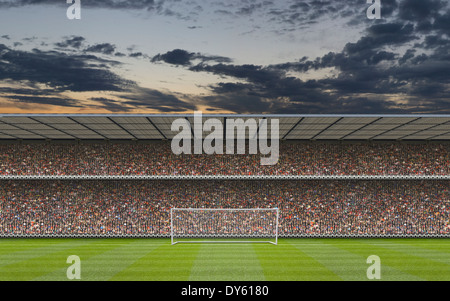 Generate dal computer allo stadio di calcio di stand con folla, pali e campo da calcio Foto Stock