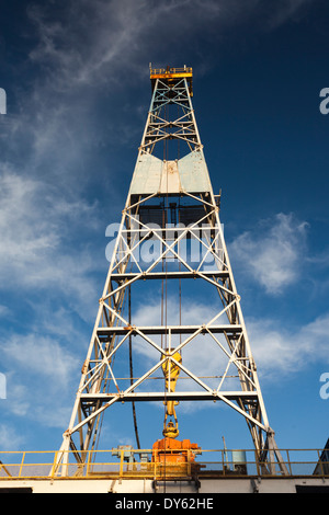 Stati Uniti d'America, Oklahoma, Elk City. Parker piattaforma di perforazione 114, il più grande del mondo di navigazione olio piattaforma di perforazione Foto Stock