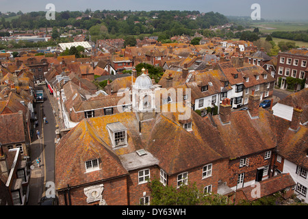 East Sussex, segale, vista in elevazione del Municipio e sui tetti di Firenze dalla Chiesa Parrocchiale Torre Foto Stock