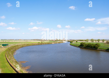 Vista del paesaggio del fiume yzer Foto Stock