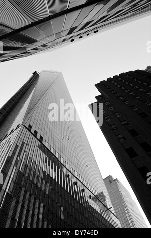 Guardando il World Trade Center Towers uno e sette. Foto Stock