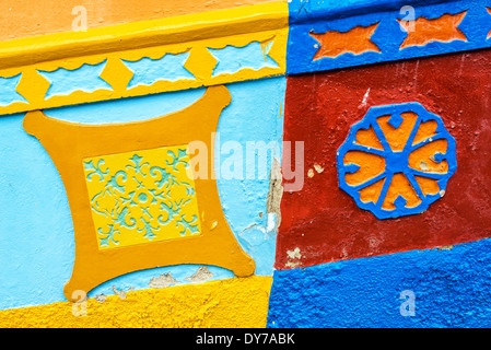 Dettagli di colorate case coloniali in Guatape, Antioquia in Colombia Foto Stock