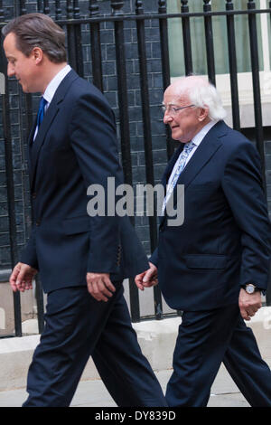 Londra, 9 marzo 2014. Presidente irlandese Michael D Higgins arriva a 10 Downing Street dove incontrerà il Primo Ministro inglese David Cameron come parte di un suo ufficiale visita di Stato nel Regno Unito. Credito: Paolo Davey/Alamy Live News Foto Stock