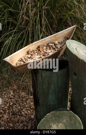 Canoa decorativo scultura in legno, FL, Stati Uniti d'America Foto Stock