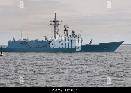 ORP Tadeusz generale Kocciuszko (ex USS Wadsworth FFG-9) Oliver Hazard Perry-class guidato-missile fregate in Marina Polacca Foto Stock