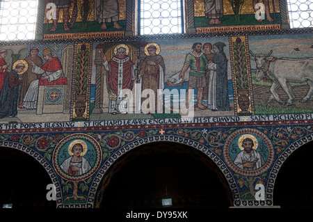 Sacro Cuore chiesa cattolica, Droitwich Spa, Worcestershire, England, Regno Unito Foto Stock