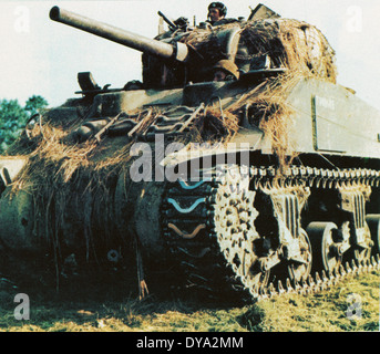 WW II guerra storica Guerra mondiale seconda guerra mondiale Operation Overlord Overlord invasione alleati forze alleate American Sherman M4, Foto Stock