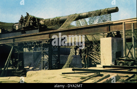 WW II guerra storica Guerra mondiale seconda guerra mondiale Tedesco ferroviaria Gun K5 Krupp Hanomag 1944 ferrovia il funzionamento a batteria sealion canal Foto Stock