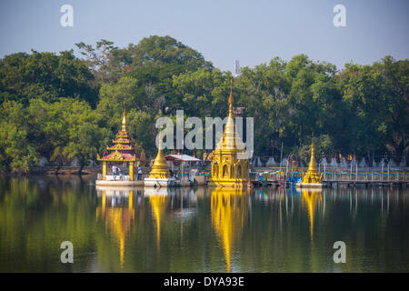 Myanmar Birmania Asia architettura Meitila città dorata colorato paesaggio del lago pagoda golden riflessione viaggio turistico Foto Stock