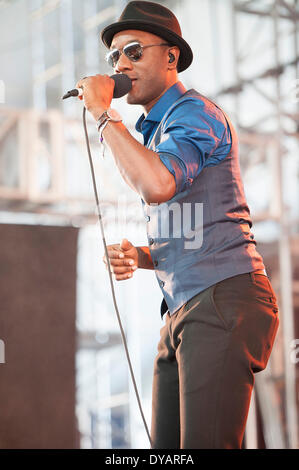 10 apr 2014 - Indio, California, Stati Uniti d'America - cantante ALOE BLACC suona dal vivo come parte del 2014 Coachella Music & Arts Festival che si svolge all'Impero Polo campo. I tre giorni del festival si richiamano migliaia di appassionati di vedere una varietà di artista in cinque diverse fasi. Copyright 2014 Jason Moore. (Credito Immagine: © Jason Moore/ZUMAPRESS.com) Foto Stock