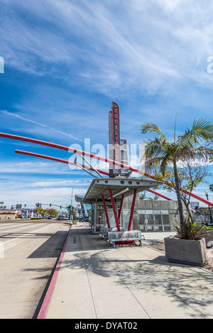 El Cajon Boulevard transito Plaza Gateway (da Paolo Hobson). San Diego, California, Stati Uniti. Foto Stock