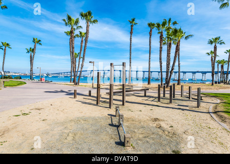 Coronado Tidelands Park. . Postazione ginnica presso il parco. Coronado, California, Stati Uniti. Foto Stock